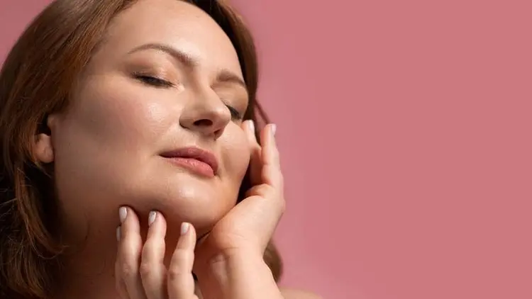7 Daily Habits That Help Maintain Healthy, Radiant Skin Naturally